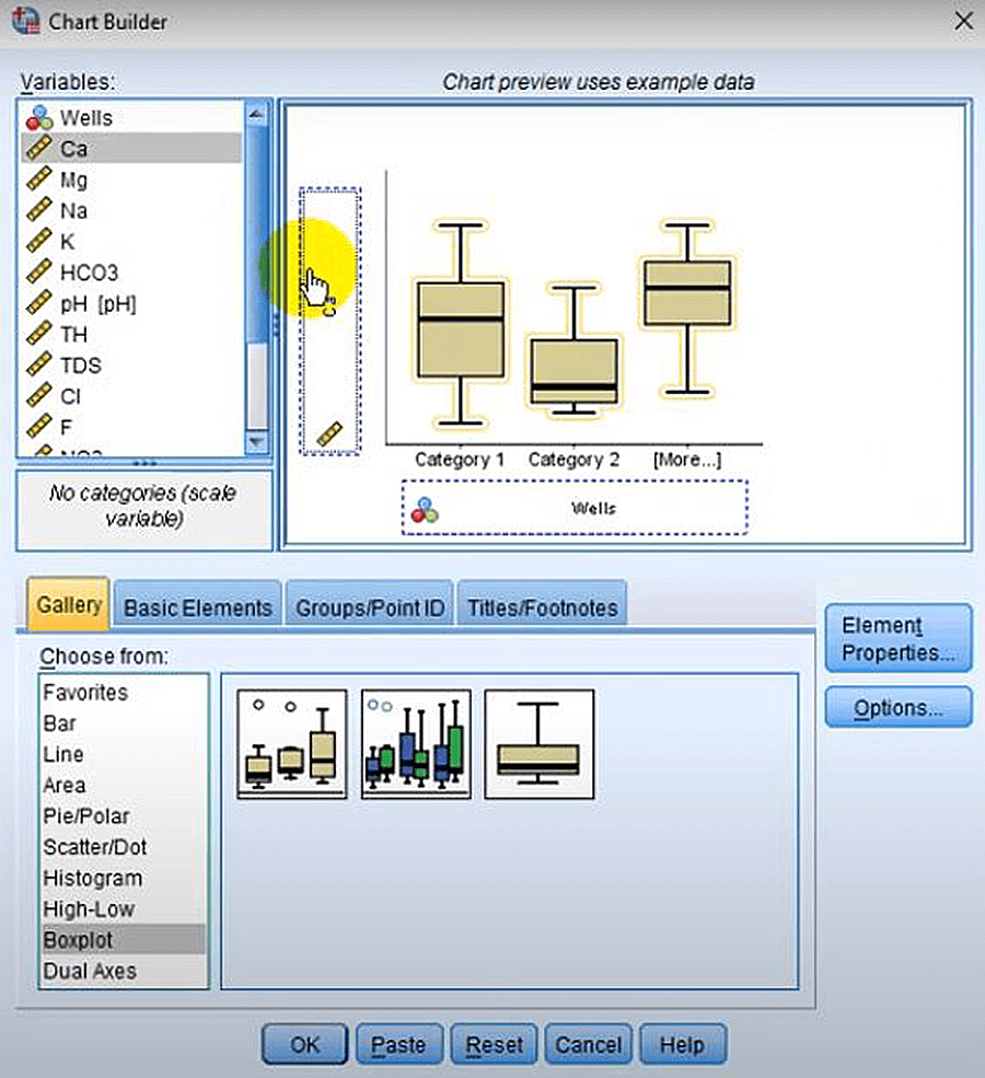Kéo và thả các biến từ danh mục Variables vào các trục