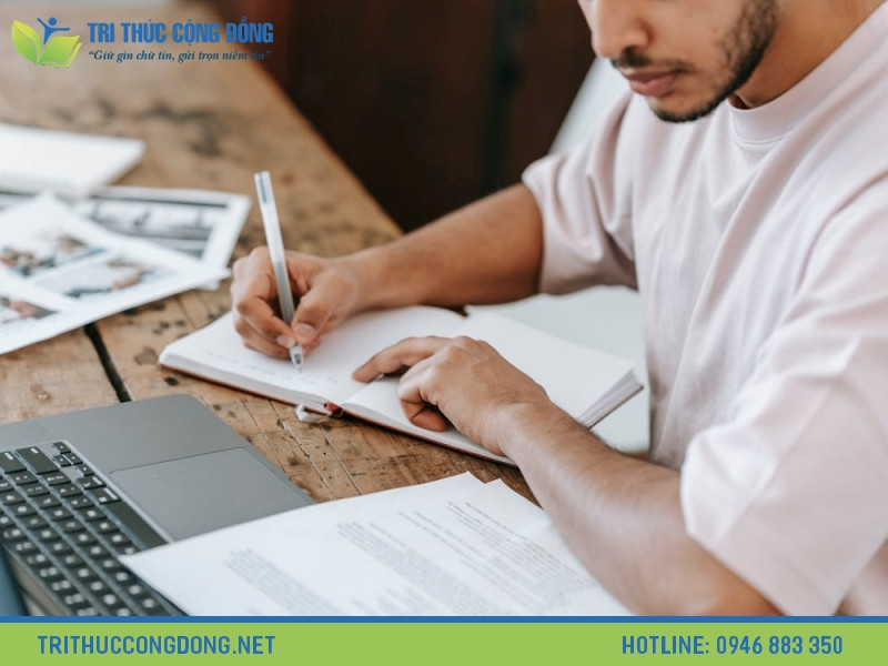 Giới thiệu về luận văn thạc sĩ tiếng Anh