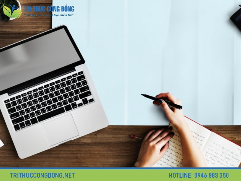Cấu trúc của mẫu bài tiểu luận bằng tiếng Anh Cấu trúc của mẫu bài tiểu luận bằng tiếng Anh