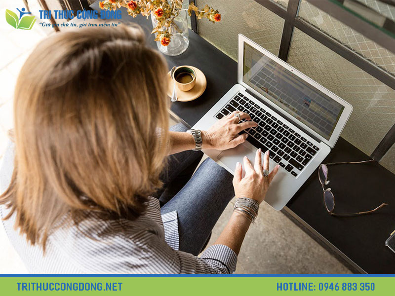 Tri Thức Cộng Đồng nhận viết thuê luận văn tiếng Anh uy tín
