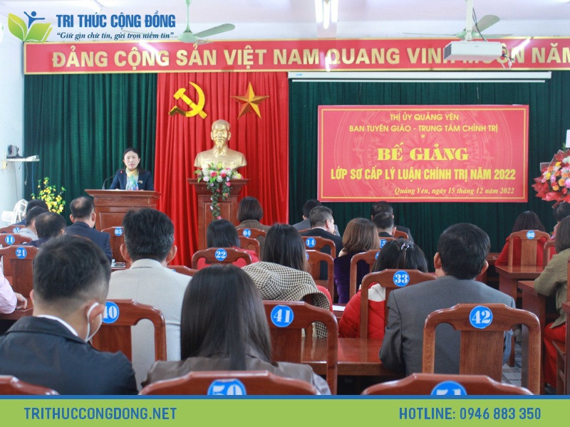 Tiêu chuẩn học cao cấp lý luận chính trị trong giáo dục