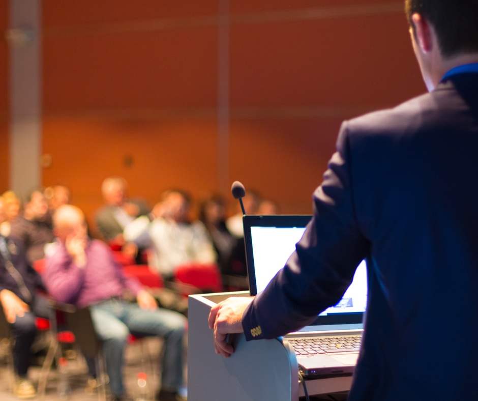 Trả lời câu hỏi phản biện và thảo luận