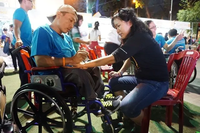 Ứng xử với người khuyết tật trong cộng đồng