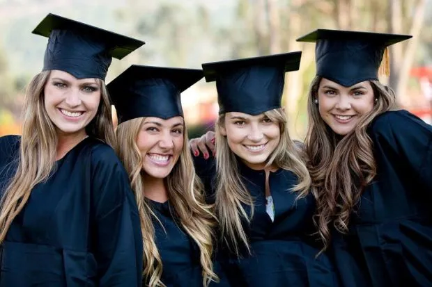 Luận án tiến sĩ tiếng Anh là gì?