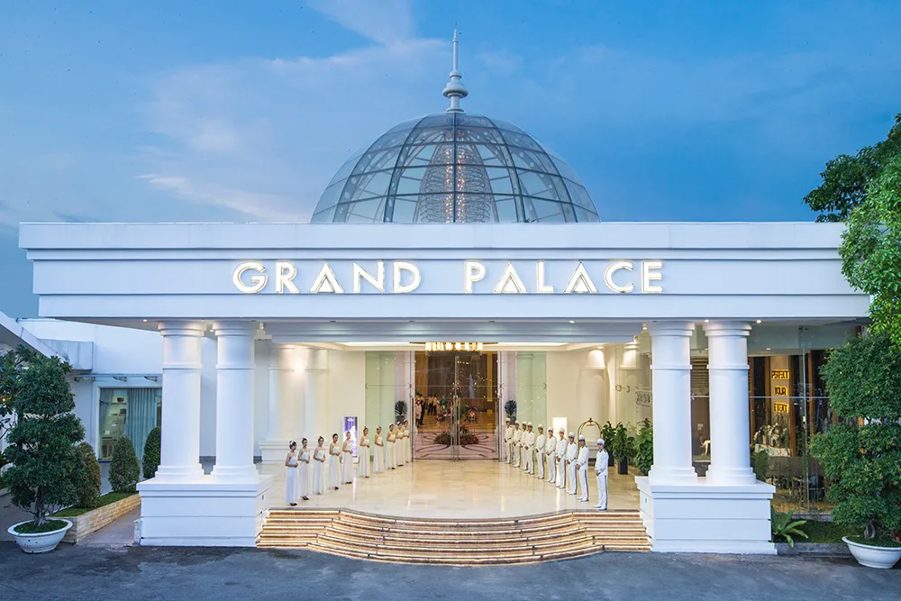 Mẫu luận văn quản trị khách sạn Grand Palace Mẫu luận văn quản trị khách sạn Grand Palace
