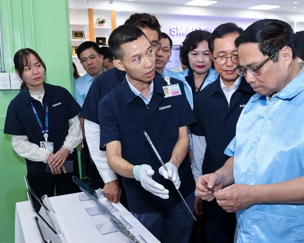 Mẫu tiểu luận văn hóa doanh nghiệp Samsung 3 Mẫu tiểu luận văn hóa doanh nghiệp Samsung 3