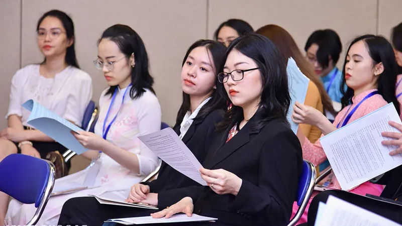 Tiểu luận chuyên viên chính về công tác cán bộ