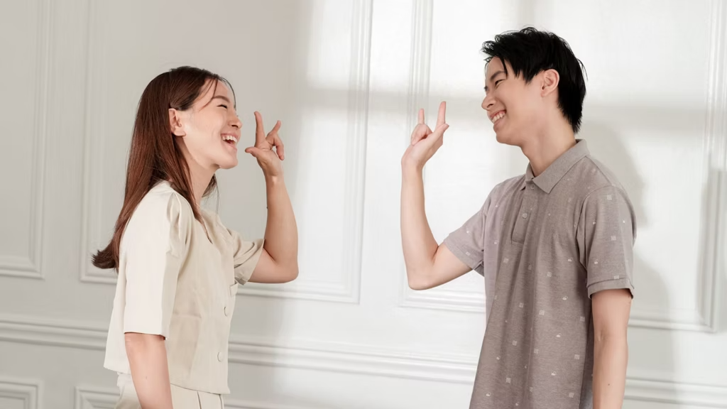 Mẫu tiểu luận về giao tiếp phi ngôn ngữ của người Việt