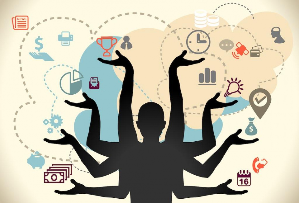 Mẫu tiểu luận về tác động của mạng xã hội đến giao tiếp người Việt