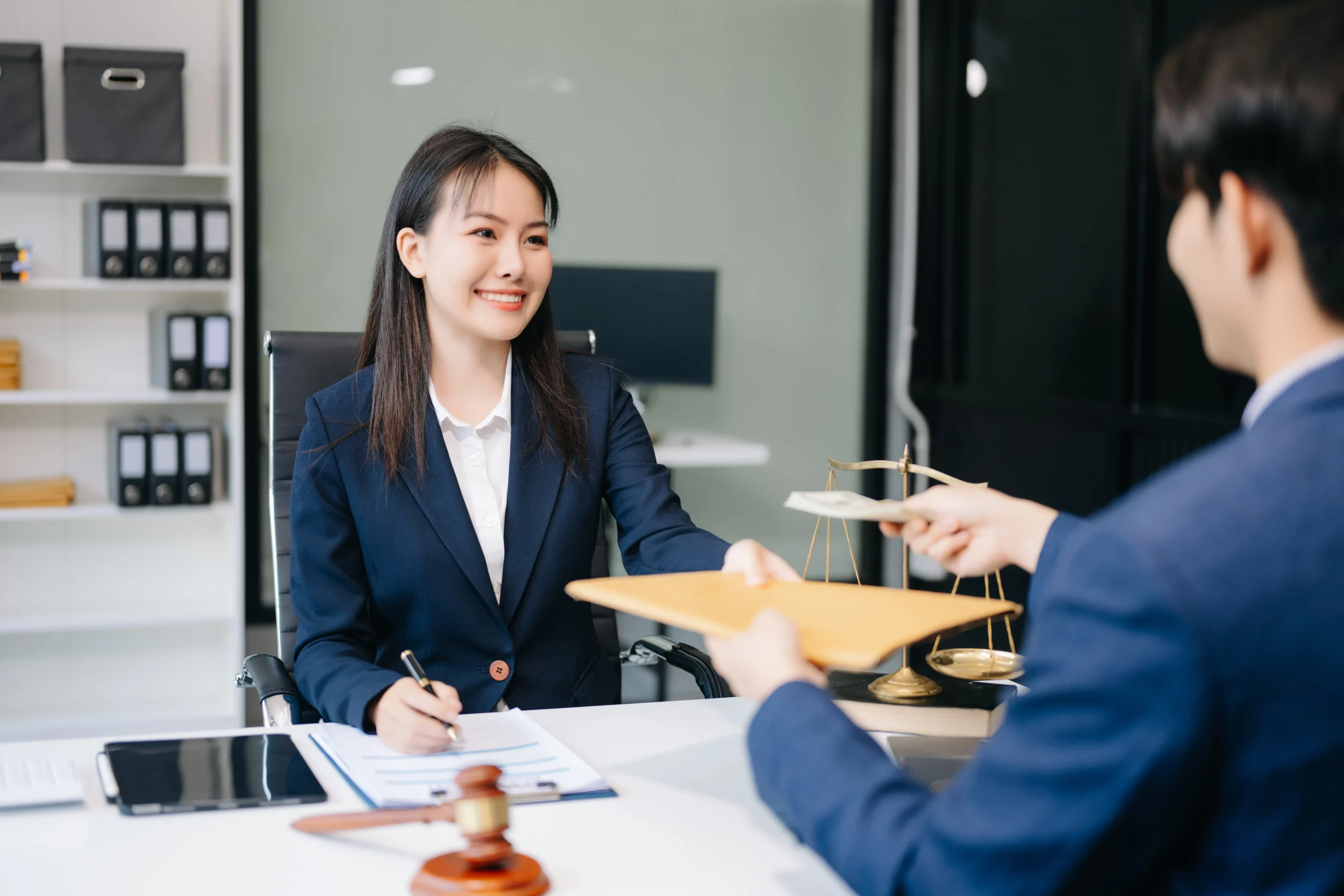 Chỉn chu trong từng yếu tố hình thức